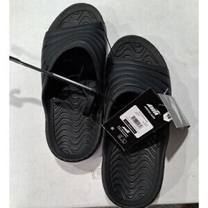 Avia Womens Black Hightail Slide Sandal Wide Fom Technology Size 10